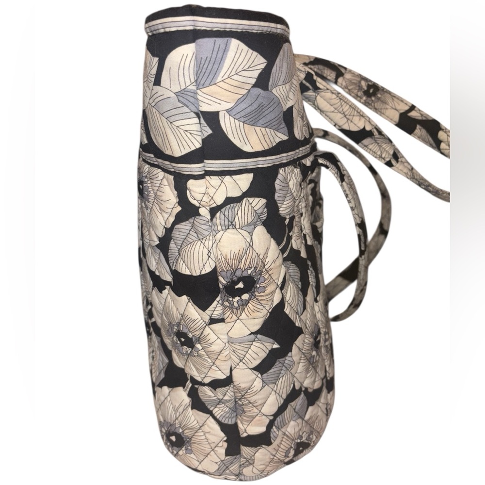 Large Vera Bradley Tote - Picture 4 of 4